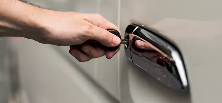 Why Choose Our Auto Locksmith Team in Rio Rico, AZ?